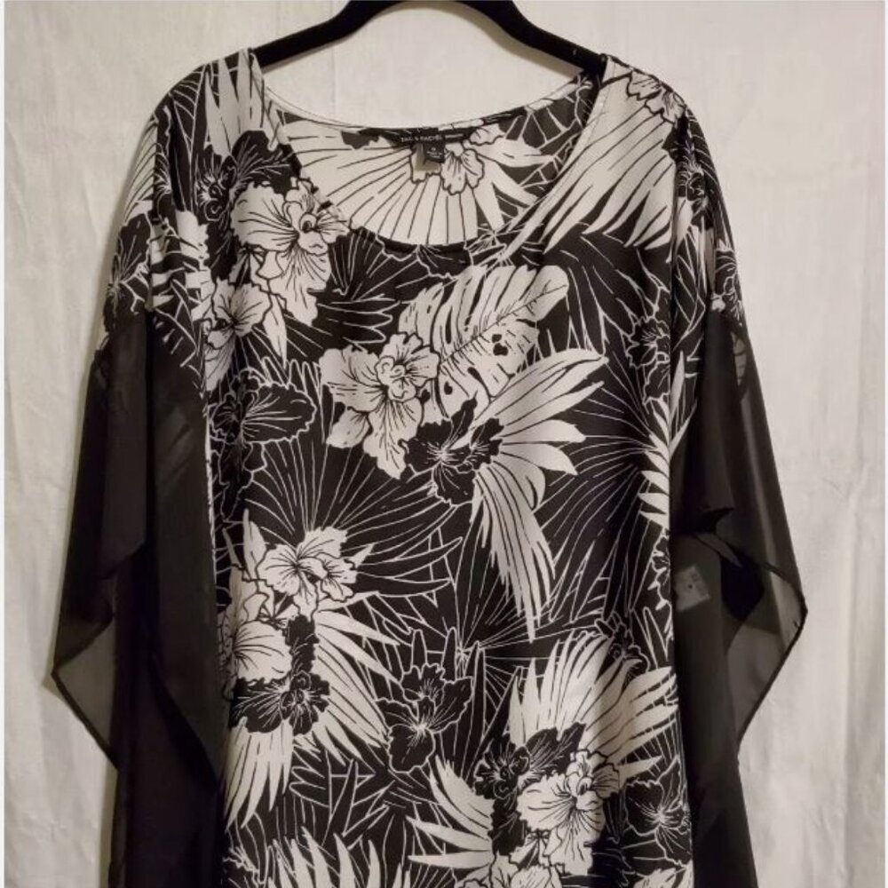 EUC Zac & Rachel Woman Pullover Blouse 1X Black/White Floral Polyester (DAR311)